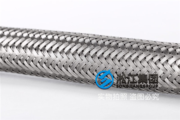 吕梁中央空调循环水系统螺纹式不锈钢软管